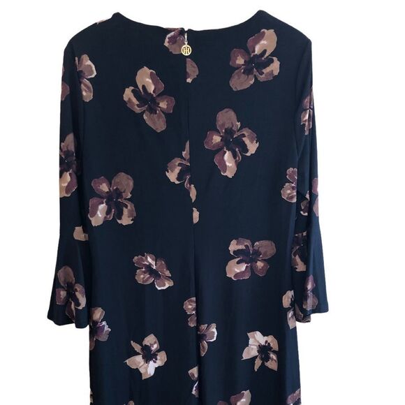 Tommy Hilfiger Jersey Bell Sleeve A-Line Dress EUC - Picture 3 of 12